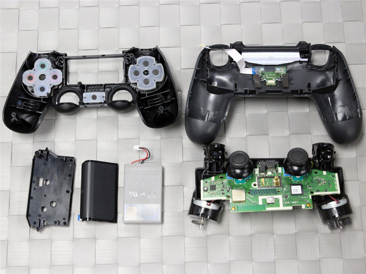 PS4手柄拆解评测 手感和细节做工都得到了极