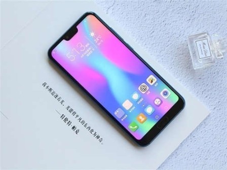 全面屏手机的行业趋势及遇到哪些难题