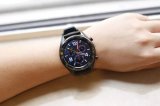 华为新推出了Watch GT,从而也加入了智能手...