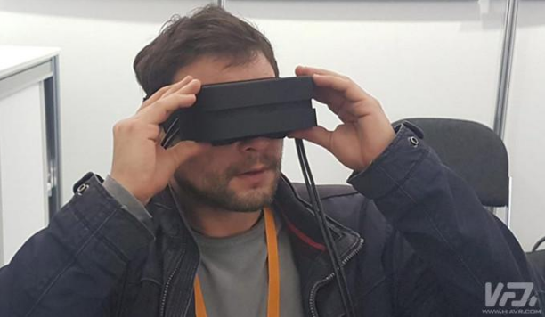 Fraunhofer制作一款原型VR头显,重量降...