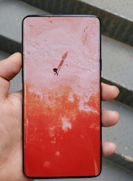 三星Galaxy S10，将拥有不低于93.4％的屏幕与机身比率，几乎无边框