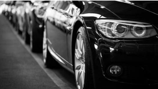 巨頭競奪自動駕駛汽車 未來50年內將全面普及自動...