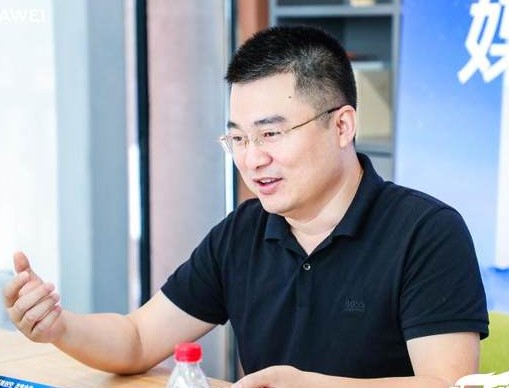 华为向全球推出了CloudLink新一代视频会议...