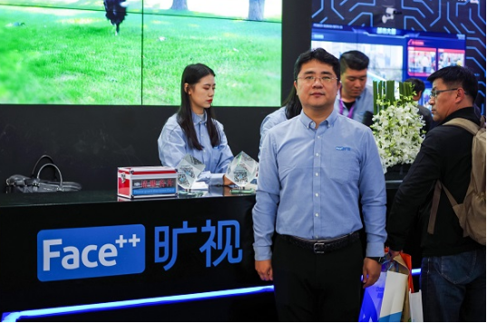 在AI的影响下 企业巨头打造智能安防新时代
