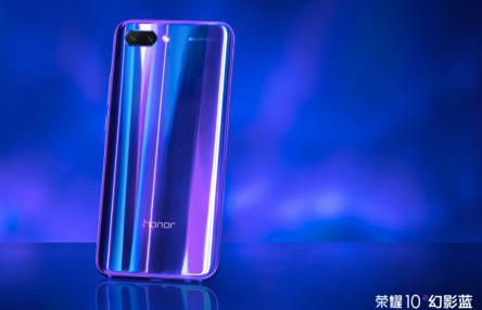 荣耀10GT在性能、安全等方面实现了质的飞跃可开...