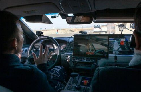 廣州推出全國首輛自動駕駛出租車 能夠實現360度...
