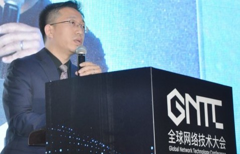 华为的核心战略是联接加云也是行业数字化转型的双引...