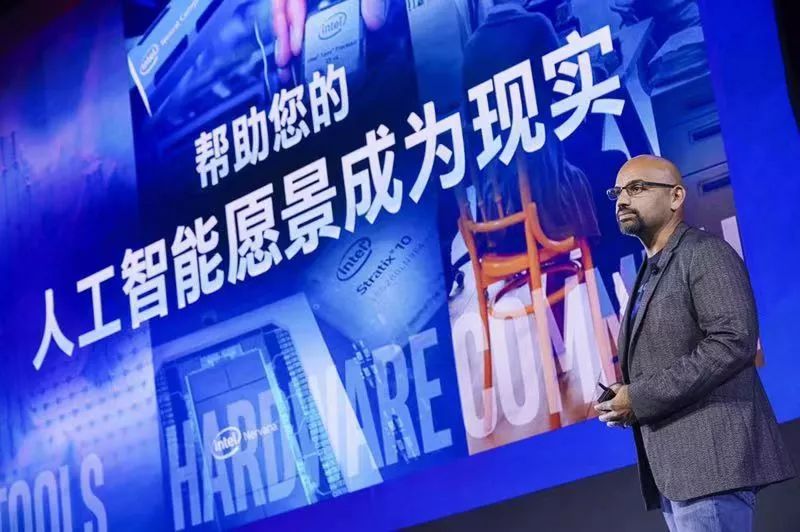 英特尔Naveen Rao:让AI从理论走向实践