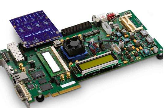 浪潮发布集成HBM2的FPGA AI加速卡F37...