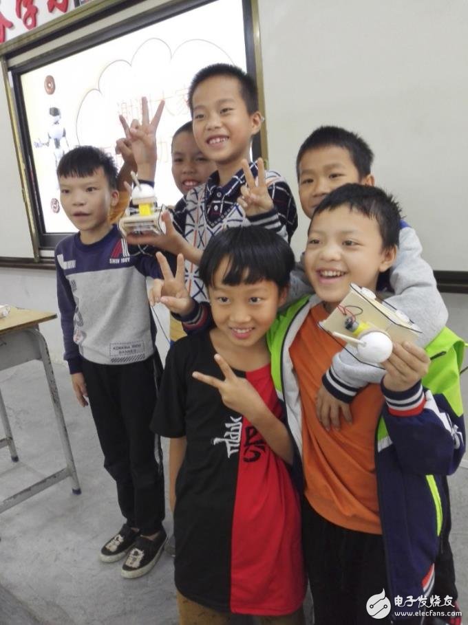 完成课件组装让孩子们充满了成就感