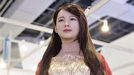 中国美女机器人惊艳全球 未来机器人将逐渐人类化