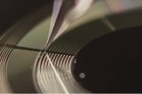电机:MIT新型电机用水使微型机器人滑动