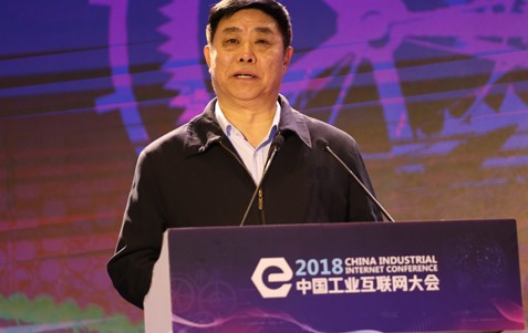 张峰对我国工业互联网下一步的工作提出了四点建议