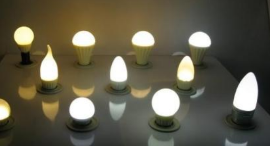 日亚化推出可调色板上芯片系列LED灯具