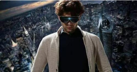 VR行业正处在两个极端 头戴金冠手捧钵碗