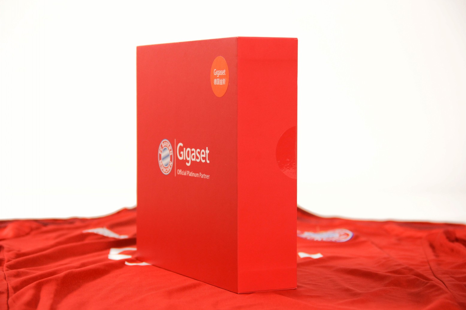 Gigaset金阶拜仁定制机高清图赏