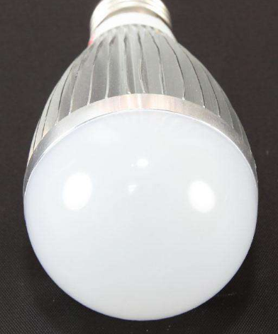 银川市对现有道路全部更新为LED节能灯具 节电率...
