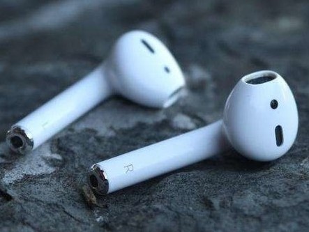 苹果将在2019年初发布AirPods二代