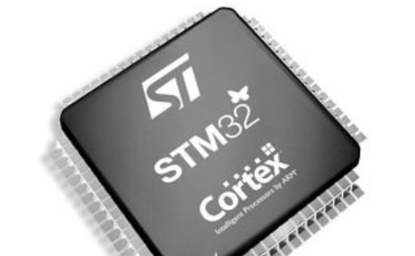 如何使用STM32单片机实现DMA的同时发送和接...