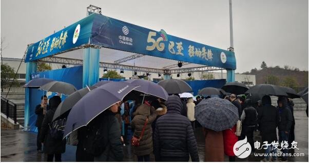 湖南移动携手华为成功搭建了5G概念业务展台