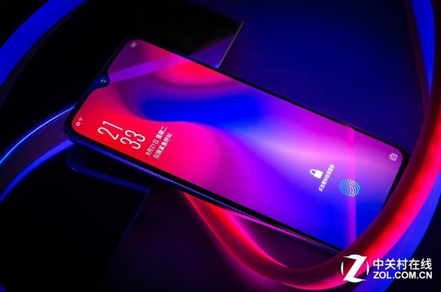 OPPOR17光感屏幕指纹是怎样实现的