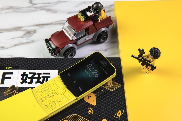 诺基亚81104G评测 功能更加偏向日常实用功能机身素质过硬