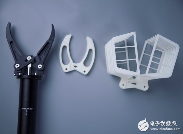 盛会吉影科技全新的专业式猛兽无人机亮相CES2019