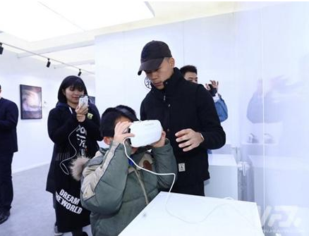VR助力400万儿童 让他们清晰看见这个世界