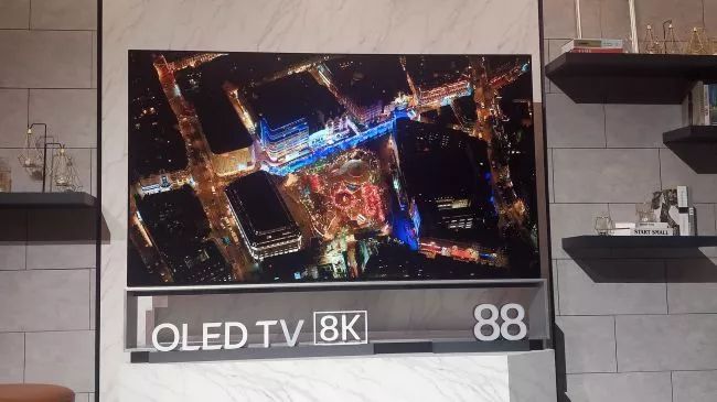 LGĿɹSignature OLED TV R,LG׿8K OLEDӺҺ