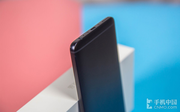魅蓝Note6评测 延续一向优良的设计做工和简洁大方的外形