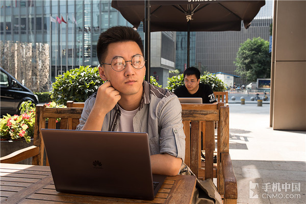 华为XPro笔记本怎么样 整机小巧轻便非常适合