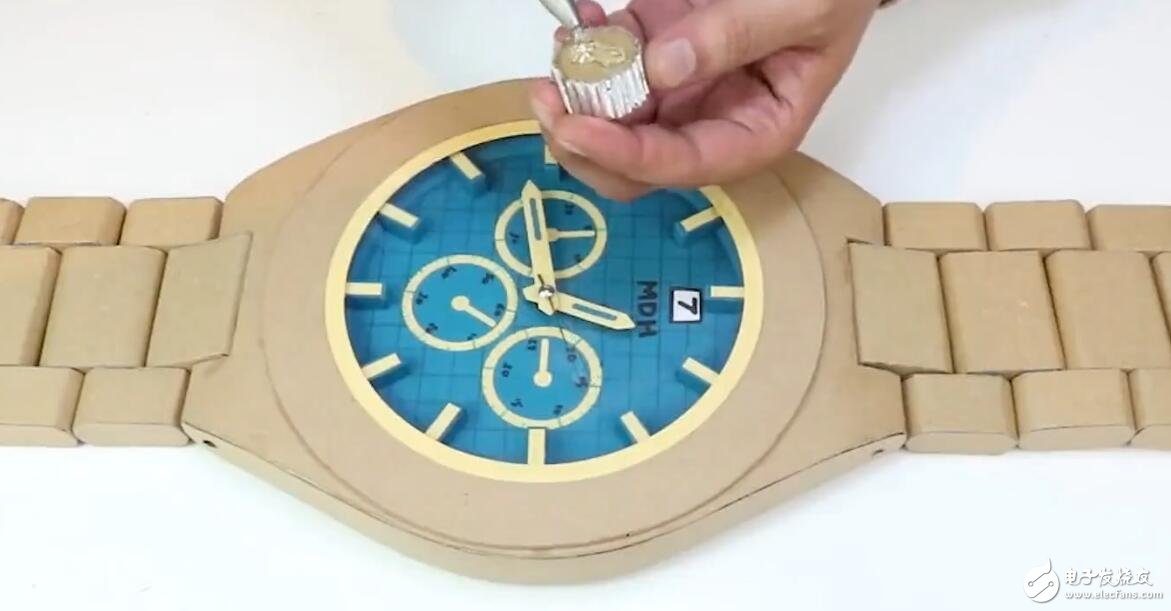 用纸板制作手表