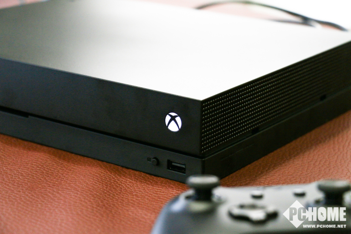 微软XboxOneX评测 性价比优势明显