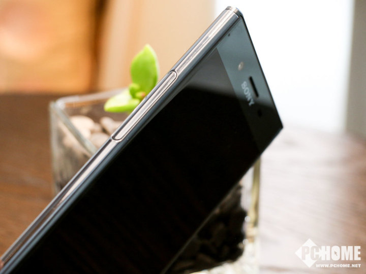 索尼xperiaxzpremium评测 工艺细腻以及层出不穷的黑科技