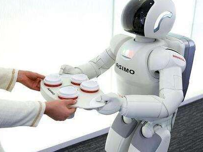 亚马逊押注家用机器人 计划做会移动的智能音
