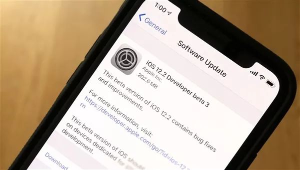 苹果推送iOS12.2的第三个测试版_修复iphone
