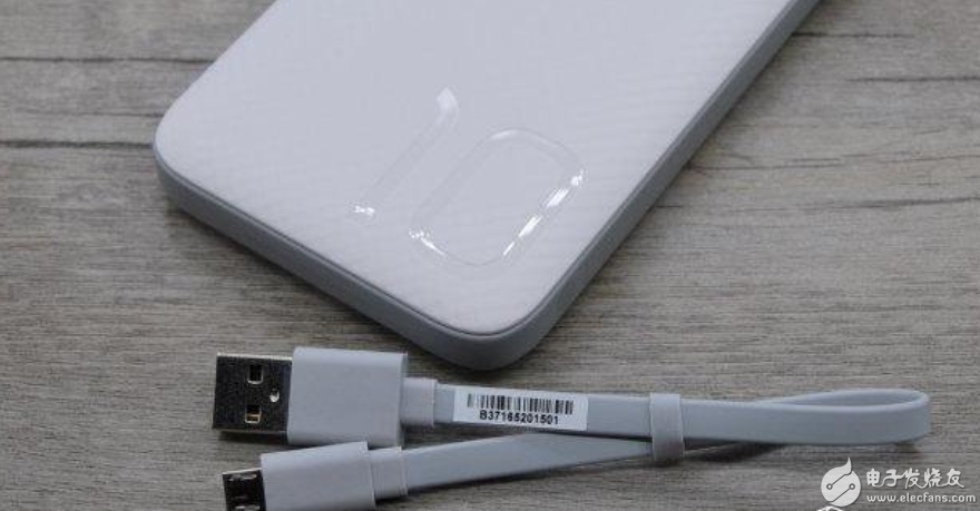 品牌充电宝排行榜10强_最新!2021年移动电源(充电宝)品牌排行榜前10名单曝光