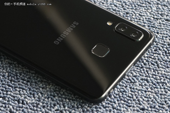 从参数上看,三星galaxy a9 star的相机有一定特色,下面我们通过