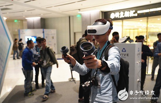 5G+VR的自由世界:HTC正式发布Vive Focus Plu