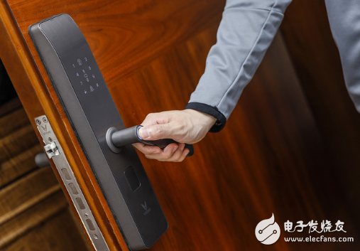 云米互联智能指纹锁拥有5种方式开门方式 是市场中的佼佼者