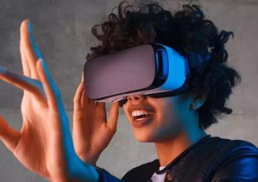 跳出套路 为公司挑选合适的VR头显有窍门