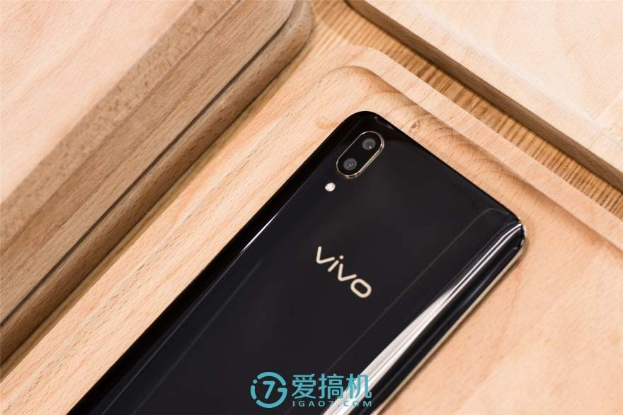 vivox21黑金屏幕指纹版高清图赏