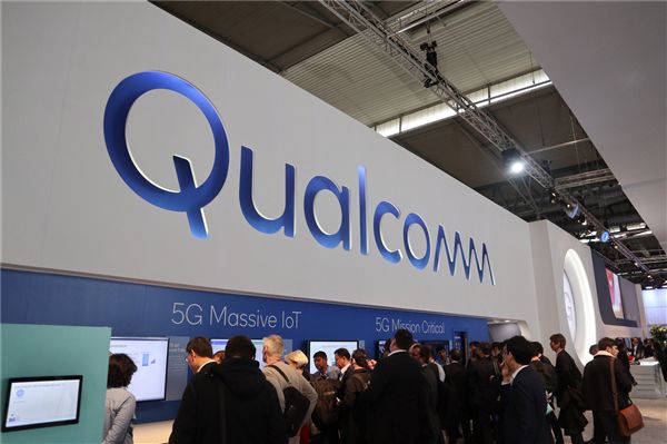 苹果或明年支持5G,还不止用高通基带?