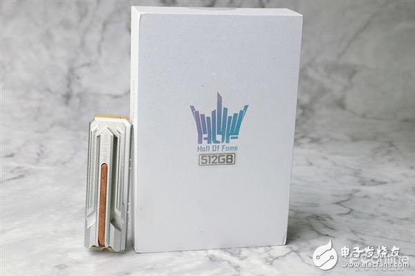 影驰HOFM.2 512GB上手 符合这款SSD发烧的标准