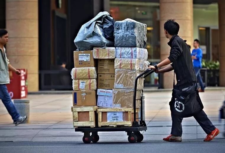 Segway配送機器人能像人一樣使用電梯