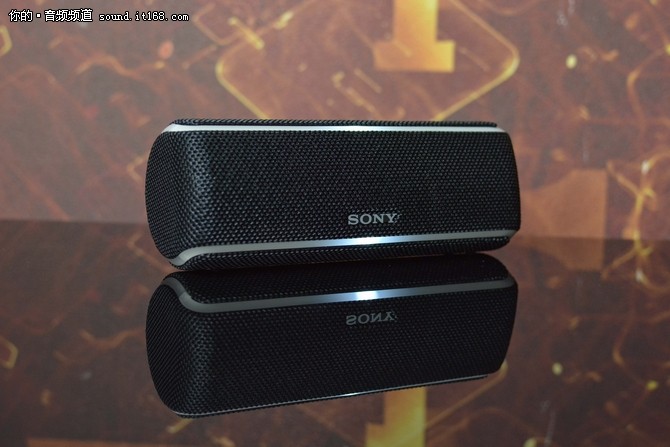 索尼SRS-XB21蓝牙音箱评测 更加易于携带