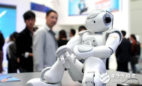 苏宁RPA机器人亮相CES Asia 2019