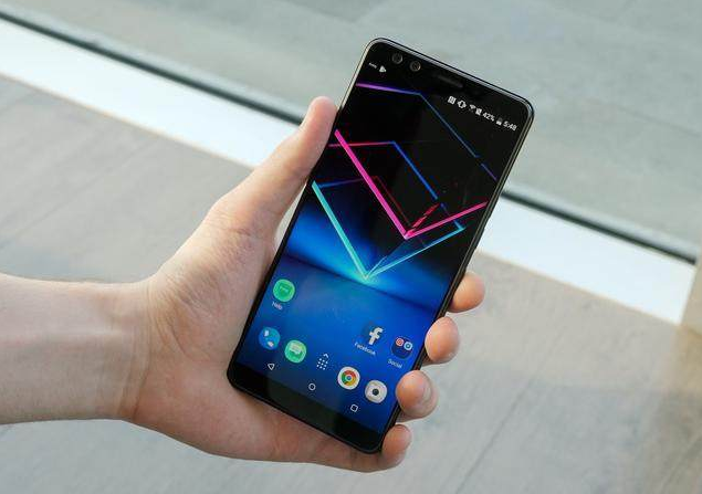 HTC U12+旗舰测评 继承U11+边框触控技术
