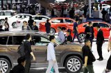 特朗普重税加顶 车企组团“求放过”