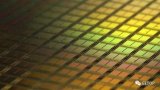 “脚踩两只船”,英伟达下代7nm GPU同时由台...